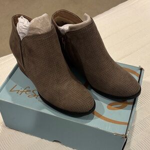 Lifestride Blake Booties 7.5M